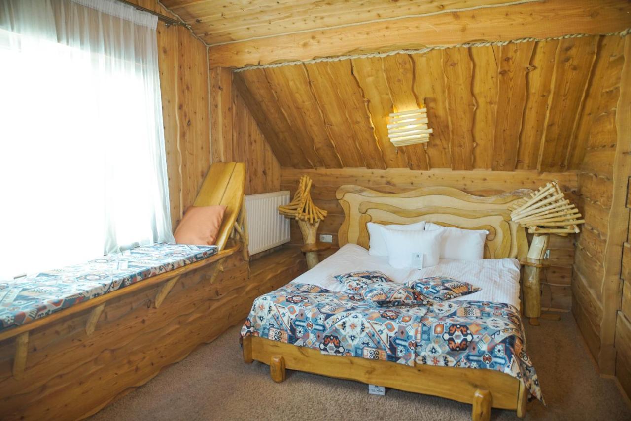 Stara Pravda Hotel - Vykrutasy Bukovel Esterno foto