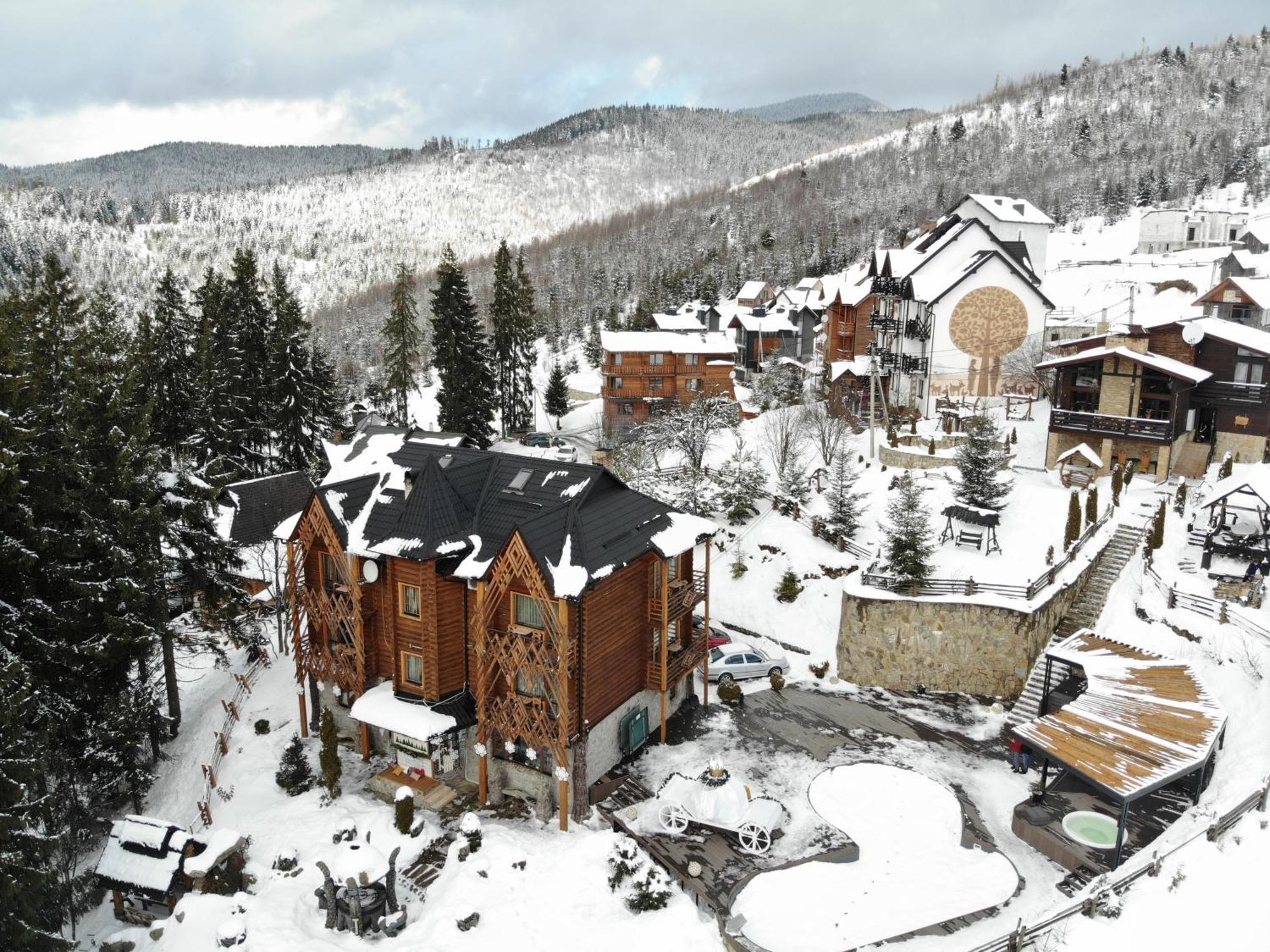 Stara Pravda Hotel - Vykrutasy Bukovel Esterno foto